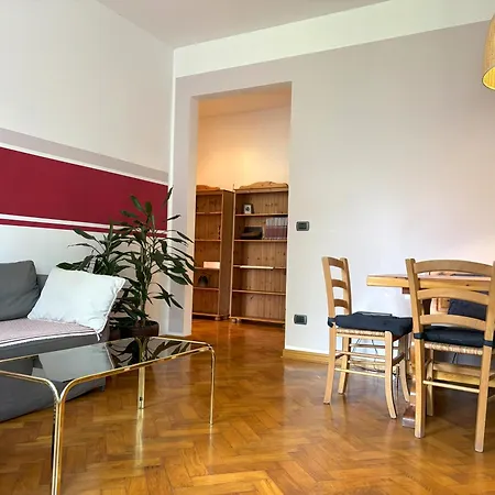 Flat Belpoggio 13 * Triest