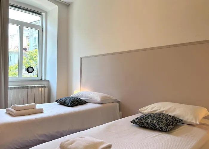 Flat Belpoggio 13 * Trieste